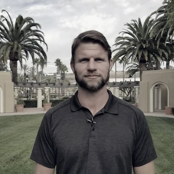 Dr. Ryan Hummel